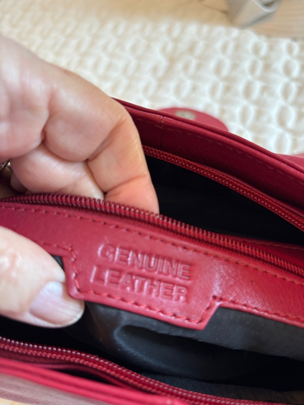 Red Leather Shoulder Bag - Picture 15 of 15